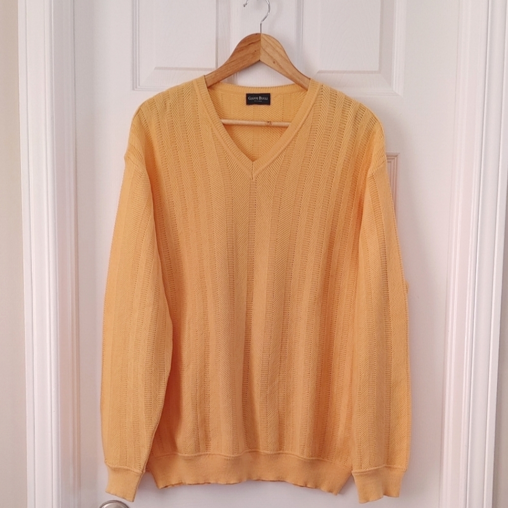 Vintage 🔄 Gianni Bugli Milano || Wool Blend V-Neck Sweater, Large, Yello